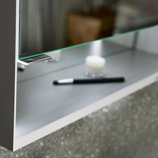 Keuco Royal Lumos 1000mm Semi-Recessed LED Illuminated Mirror Cabinet 6 Keuco Royal Lumos 1000mm Semi-Recessed LED Illuminated Mirror Cabinet - Image 4